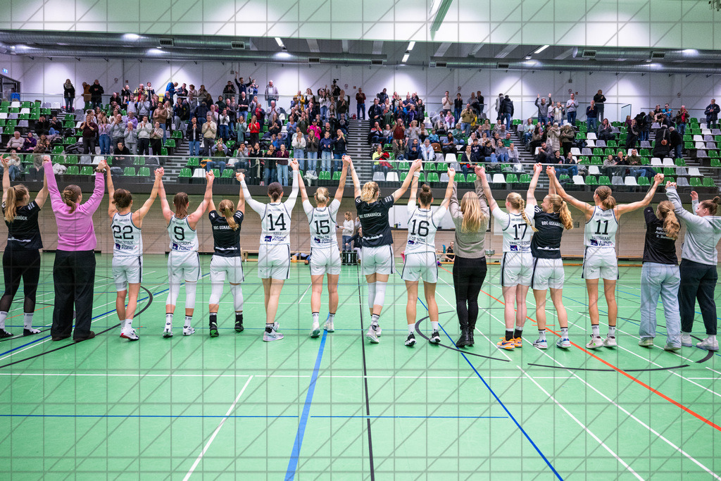 2. DBBL Nord 24/25 | 22.12.2024 | BBC OS vs. Metropol Ladies Herne/Recklinghausen | 2. DBBL Nord 24/25 | 22.12.2024 | BBC OS vs. Metropol Ladies Herne/Recklinghausen - - - - - CREDIT, www.bullenfotos.de, Martin König, Hörner Weg 40, D-49078 Osnabrück, +4917663732967, Nutzung und Weitergabe nur zu den vereinbarten Zwecken. Presseanfragen an Urheber. Alle Rechte beim Urheber. - - - - - - Realisiert mit Pictrs.com