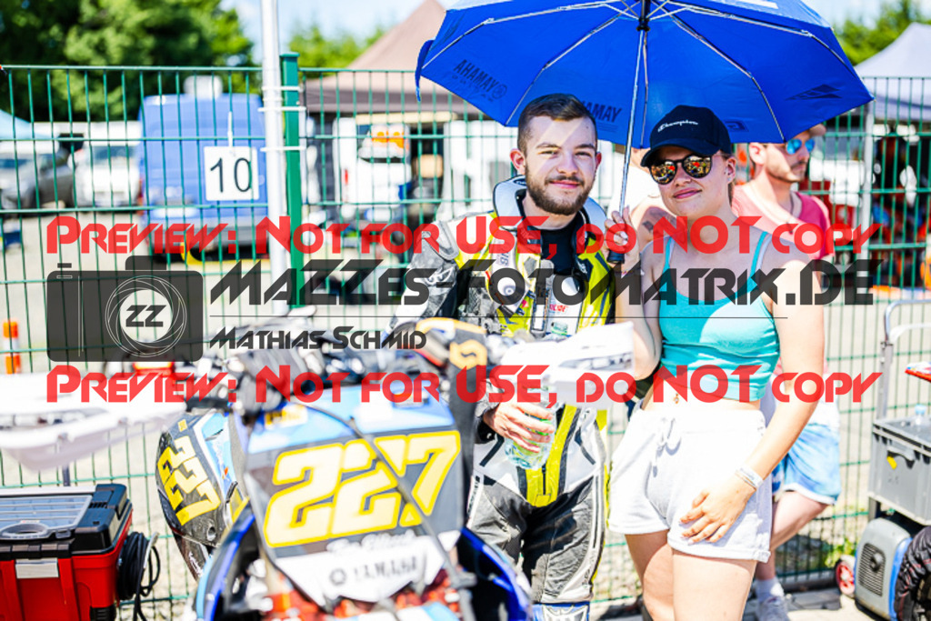 MaZZes_FotoMatrix_220703_3080 | S2