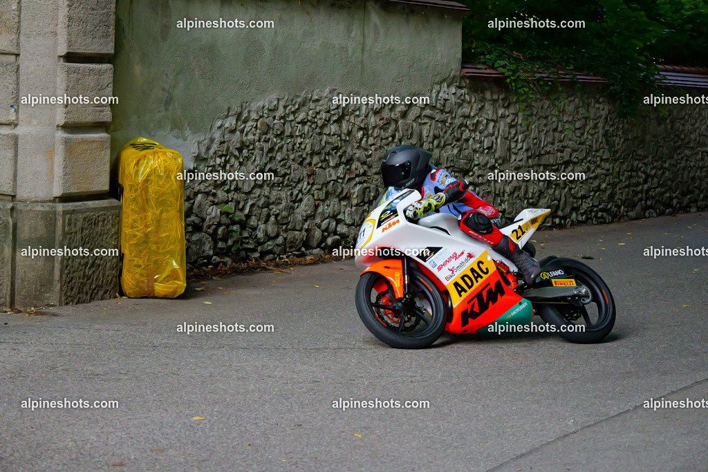 P1015453 | Erleben Sie atemberaubende, hochqualitative Fotos Ihrer Fahrt entlang der malerischen Alpenstraßen. Besuchen Sie alpineshots.com, um professionelle Aufnahmen Ihrer unvergesslichen Reise zu finden und zu kaufen - Realisiert mit Pictrs.com