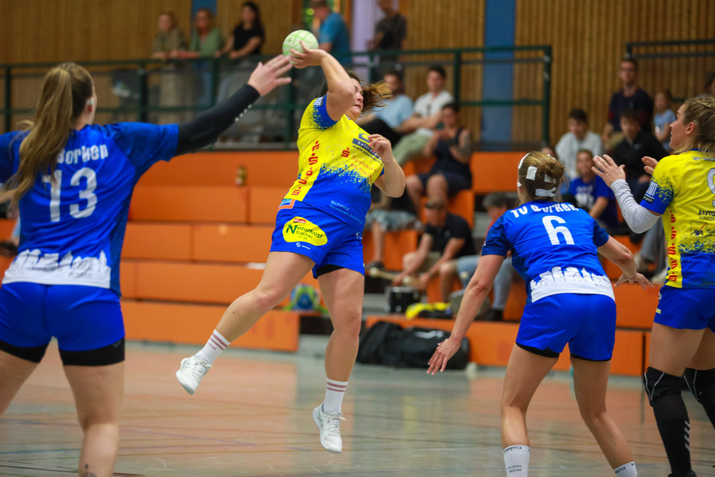 SVN_BorkenII_100525_115 | Bildergalerie von Sport-Ereignissen aber auch von weiteren spannenden Dingen - nicht nur vom Niederrhein. In Anlehnung an den bekannten Spruch von Hanns Dieter Hüsch heißt das Motto: "Niederrhein ist überall".  - Realisiert mit Pictrs.com