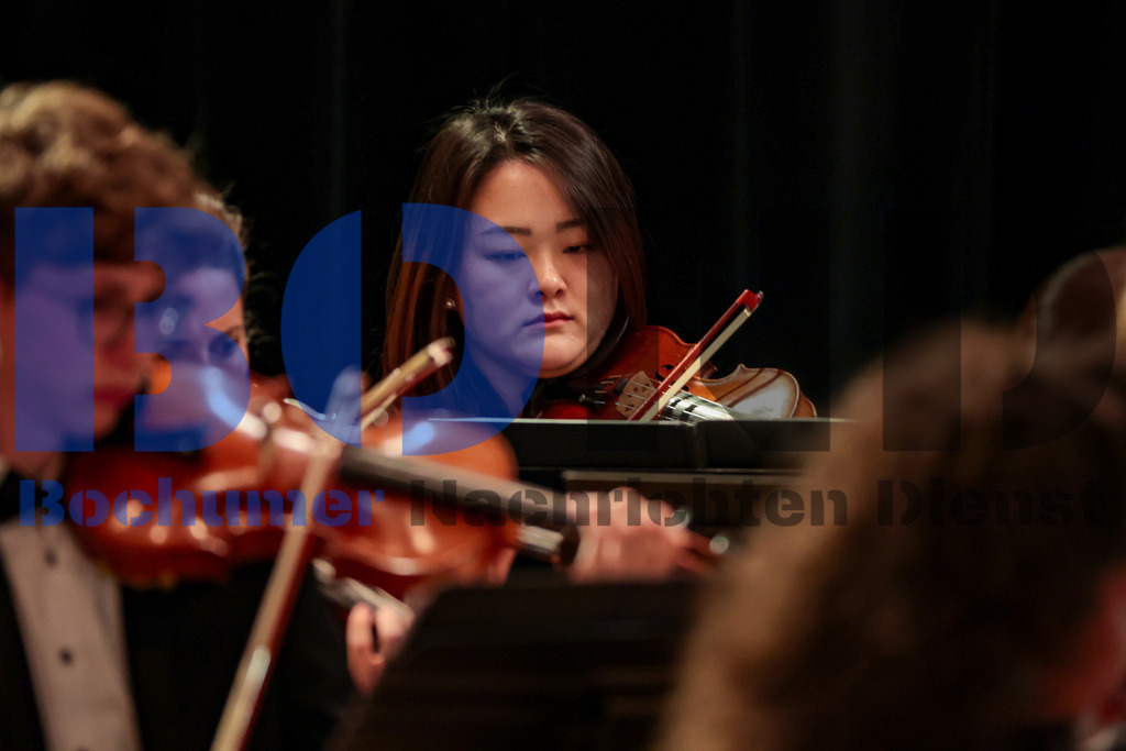 Maerkisches Jugendsinfonieorchester (MJO) {date} -  | {headline}(Foto: Sebastian Sendlak / BOND) - Realisiert mit Pictrs.com