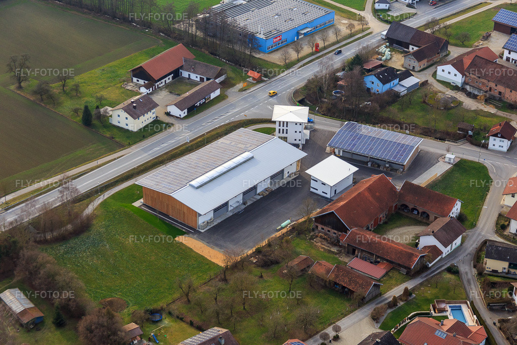 Luftbild: Apfel im Ortsteil Hirschbach in Bad Birnbach im Bundesland Bayern in Deutschland. – Foto: IMG_085596.jpg vom 31.12.2015 durch Werner Riehm/FLY-FOTO.de – Auflösung des Originals: 5472 x 3648 px – Apfel Bauunternehmen, Natursteinhandel Bad Birnbach Nindorf