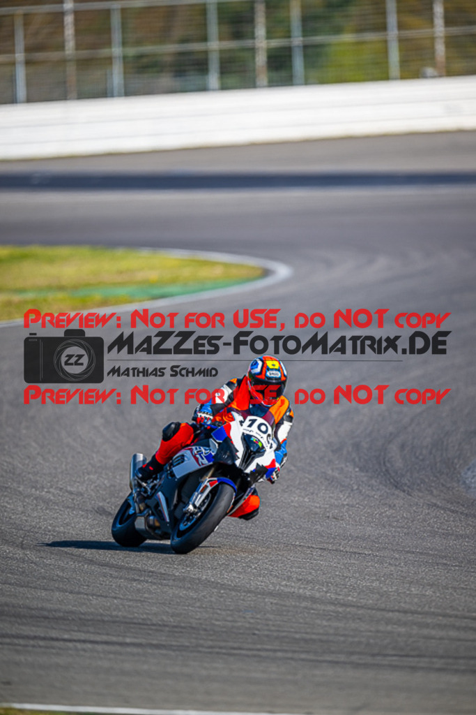 MaZZes_FotoMatrix_230410_3058 | INST