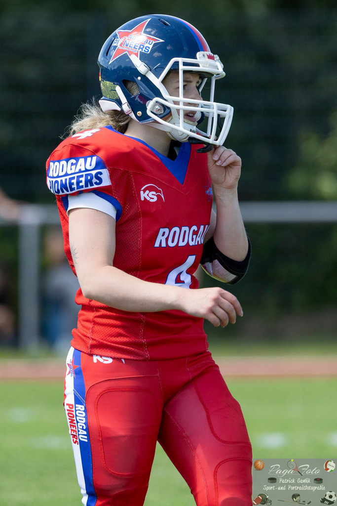 GFLW 1: German Football League Women 1: Rodgau Pioneers Ladies - Stuttgart Scorpions Sisters, 07.06.2026 | Lilly Veith (Rodgau Pioneers Ladies #4), Freisteller, Portrait / Porträt, Rodgau Pioneers Ladies - Stuttgart Scorpions Sisters, Rodgau, Maingau-Energie-Stadion "Am Weichsee", 7.6.2026 - Realisiert mit Pictrs.com