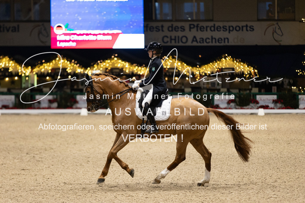 126A8185 | jasminmetznerfotografie