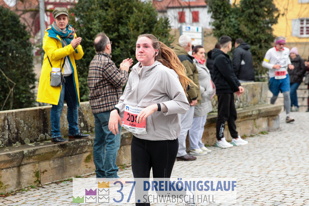 VR Bank Hauptlauf 10000m | 3 Koenigslauf 2023 - Realisiert mit Pictrs.com