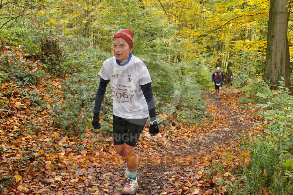 251026_1312_EV4_6635 | Sportfotografie im Rhein-Sieg Kreis, Köln, Bonn, NRW, Rheinland Pfalz, Hessen, etc. Unser Tätigkeitsfeld umfasst den Laufsport vom Volkslauf über den Marathon, Duathlon, Triathon bis zum Ultralauf wie Kölnpfad Ultra oder Schindertrail.