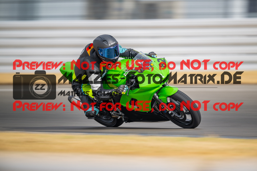 MaZZes-Fotomatrix-20260809-585029 | R1