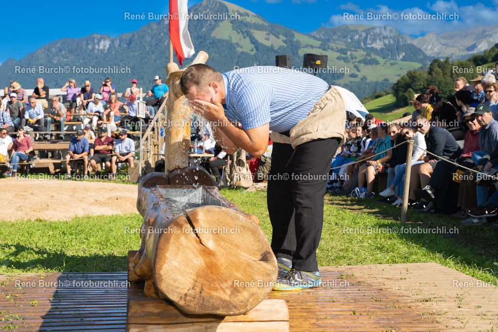 DSC08523-2-2 | René Burch leidenschaftlicher Fotograf aus Kerns in Obwalden.  Hier finden sie Sport, Landschaft und Natur Fotografie.
 - Realisiert mit Pictrs.com