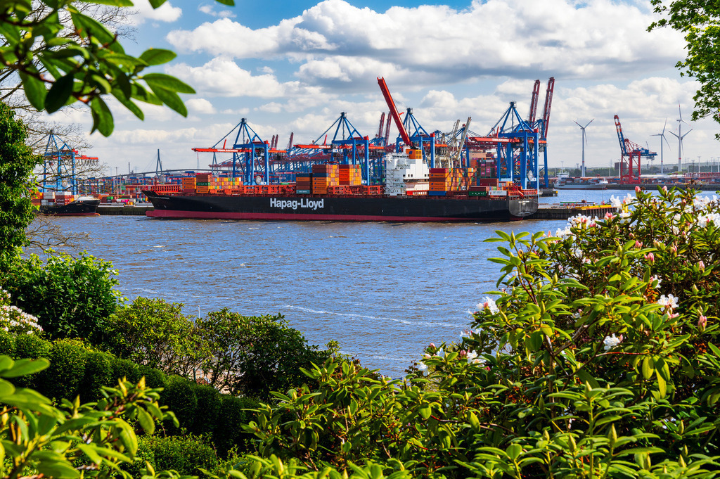 2024_04_14_HH-OEVELGOENNE-ELBE_MCP7942 | Hochwertig gedruckte Fotografien für die Wand, als Kalender und zum Verschenken. Hamburg & Norddeutschland und überall wo ich mit der Kamera unterwegs war.