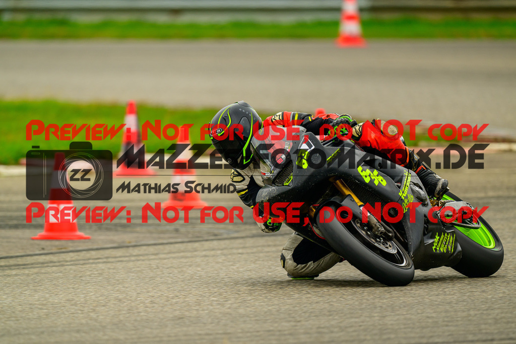 MaZZes_Fotomatrix_20241003_6007705_1997-2 | ROT