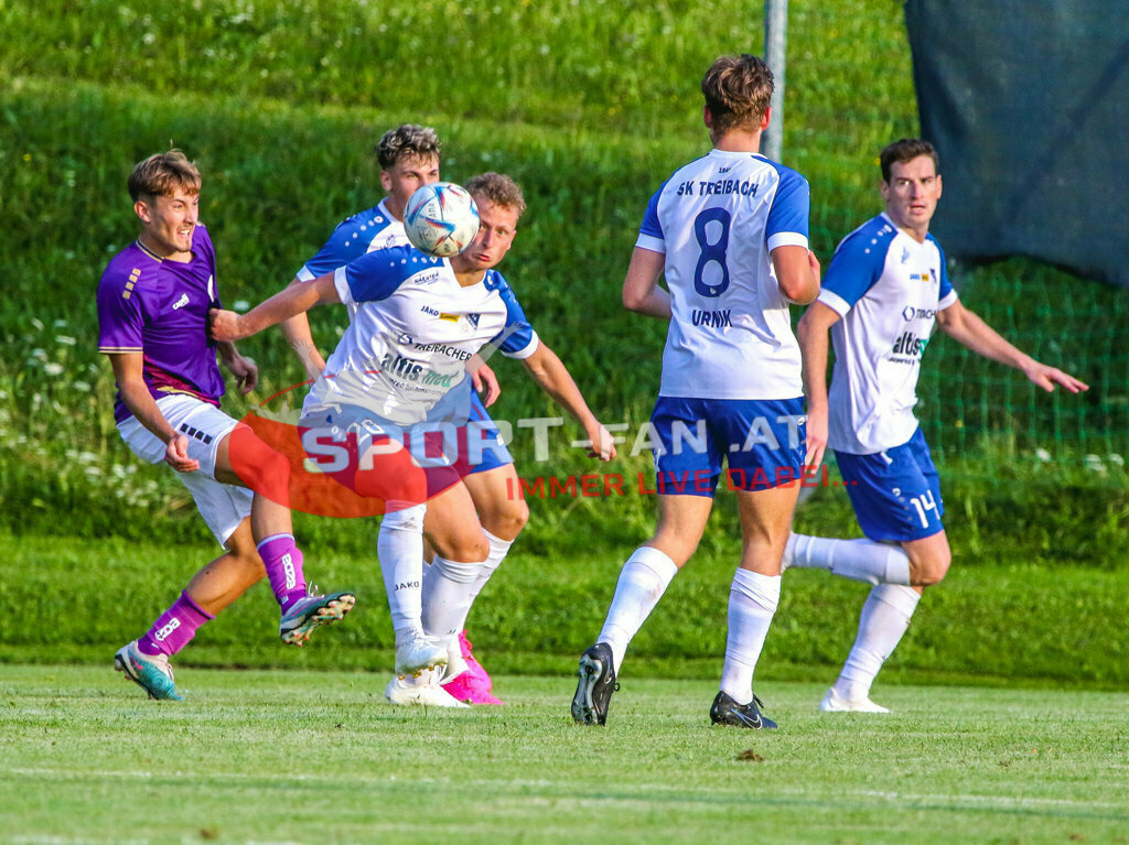 Austria Klagenfurt Amateure - SK Treibach 1-1, Kärntner Liga 2. Runde | Manuel Primusch (SK Treibach #20) Lukas Urnik (SK Treibach #8) Hanno Wachernig (SK Treibach #14) Austria Klagenfurt Amateure - SK Treibach 1-1 am 08.08.2023 in Brückl
(Sportplatz), Austria, (Photo by Ernst Krawagner sport-fan.at) - Realisiert mit Pictrs.com