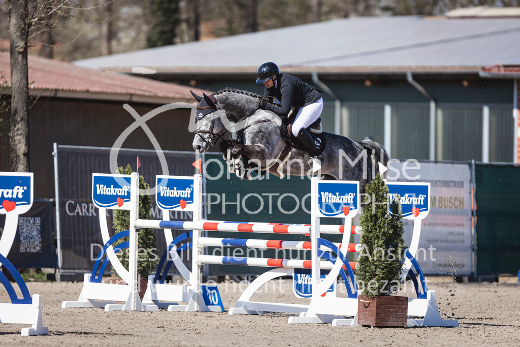 250408_Mühlen_SprPf-L-321 | Deine schönsten Turniermomente als professionelle Fotos! Entdecke hochwertige Pferdesport-Fotografie im Online-Shop. Jetzt Fotos finden & bestellen!