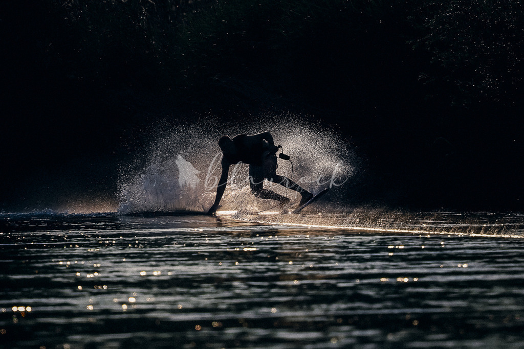 N-0606 | Sportbilder, Sportfotograf, Hochzeits- und Eventfotografin, Flugshows, Portraits und Tiershooting, Aviation, Downhill, Nationalleague, Swissleague, International