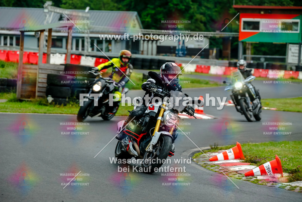 VBK-3570 | Hier findet Ihr Bilder von Touristenfahrten auf der Nürburgring Nordschleife oder von anderen Veranstaltungen die ich besucht habe. Viel Spass beim Durch Schauen 