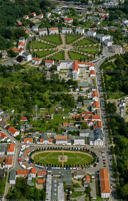 Ruegen12083342Putbus | Luftbild, Obelisk, Circus von Putbus, Putbuser Schlosspark,  Putbus, Insel Rügen, Mecklenburg-Vorpommern, Deutschland, Europa