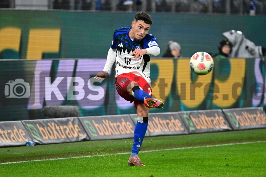 KBS Picture_HSV-Frankfurt_038 | Mikelbrencis William (HSV) ,Sportplatz :  Volksparkstadion, - Realisiert mit Pictrs.com