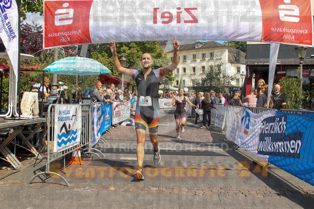 250824_1441_EV4_2072 | Sportfotografie im Rhein-Sieg Kreis, Köln, Bonn, NRW, Rheinland Pfalz, Hessen, etc. Unser Tätigkeitsfeld umfasst den Laufsport vom Volkslauf über den Marathon, Duathlon, Triathon bis zum Ultralauf wie Kölnpfad Ultra oder Schindertrail.