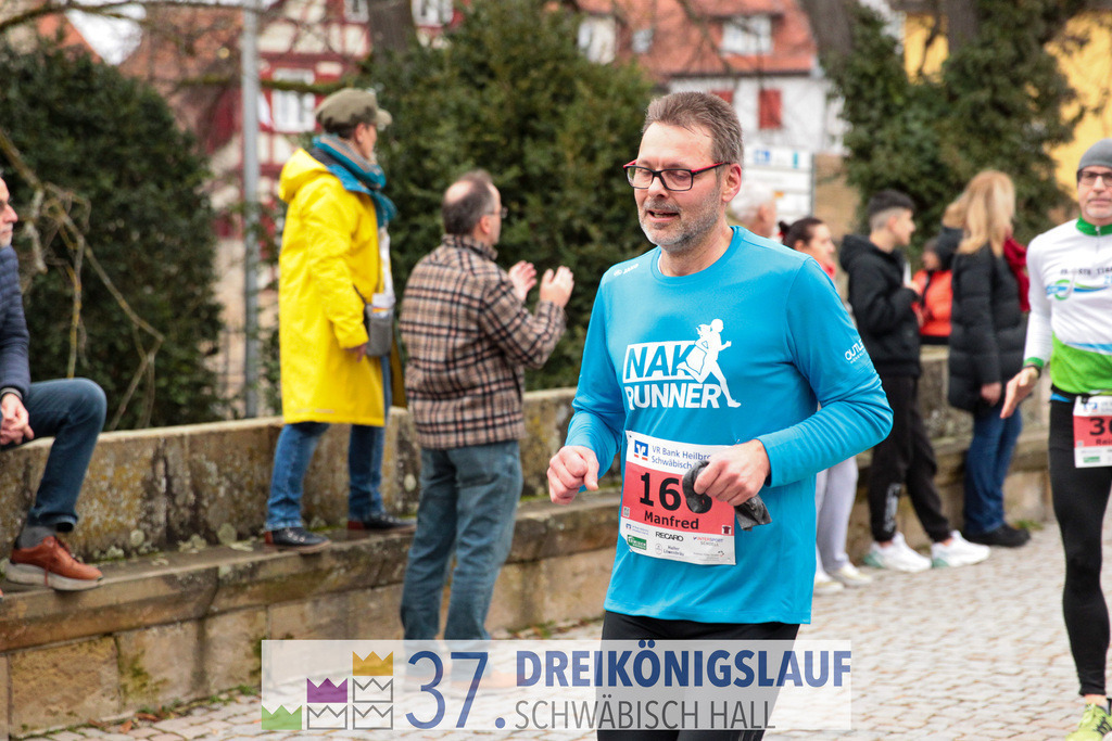 VR Bank Hauptlauf 10000m | 3 Koenigslauf 2023 - Realisiert mit Pictrs.com