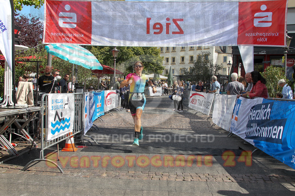 250824_1240_EV4_9364 | Sportfotografie im Rhein-Sieg Kreis, Köln, Bonn, NRW, Rheinland Pfalz, Hessen, etc. Unser Tätigkeitsfeld umfasst den Laufsport vom Volkslauf über den Marathon, Duathlon, Triathon bis zum Ultralauf wie Kölnpfad Ultra oder Schindertrail.