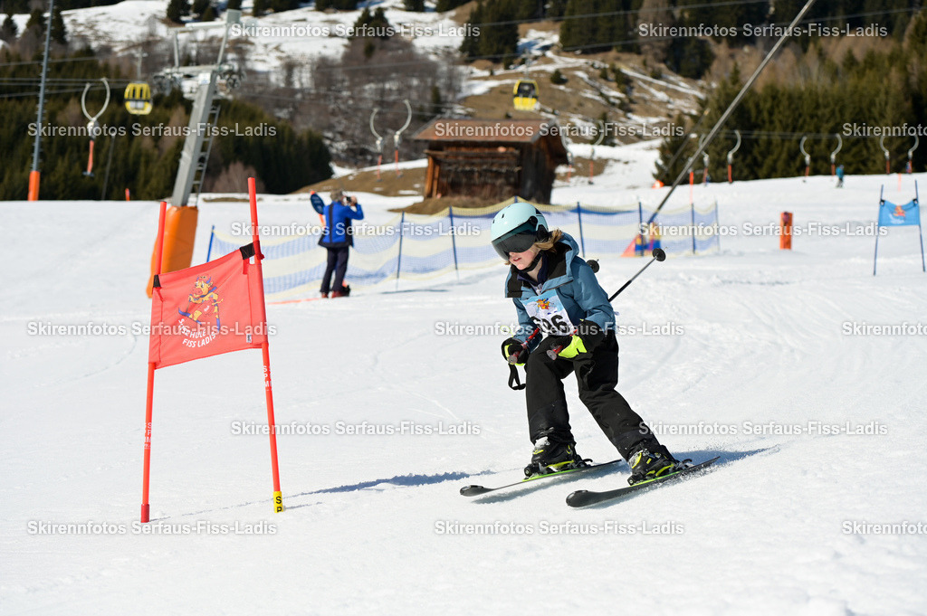 SRF_27.02.2026_848 | Skirennfotos,Serfaus,Fiss,Ladis,Kinderskirennen,Winter,Tirol,Oberland,skirace,SFL,feelfree,weil wir's genießen,ski,Ski,skifahren,Sonnenplateau, - Realisiert mit Pictrs.com