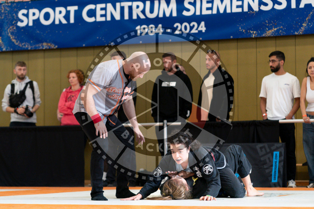 20240915PBB1545 | Athletes compete during the Grappling Industries’ grappling and Brazilian jiu-jitsu competition in Berlin, on September 15, 2024.