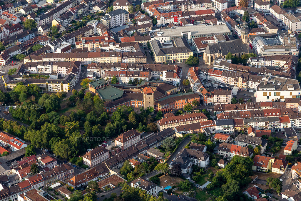 Luftbild: Bürgerzentrum Bruchsal in Bruchsal im Bundesland Baden-Württemberg in Deutschland. Foto: IMG_134149.jpg vom 26.08.2022 durch Werner Riehm/FLY-FOTO.deBruchsal erleben - !