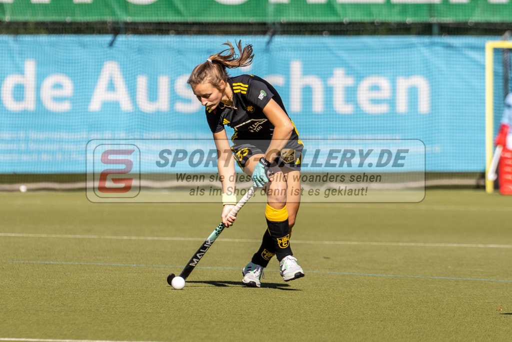 MJ_01.10.2023_F_UHTC-HTHC-4 | Katharina Kiefer (Harvestehuder THC #33), Uhlenhorst Mülheim - Harvestehuder THC am 1.10.2023 im Waldstadion, Mülheim a. d. Ruhr