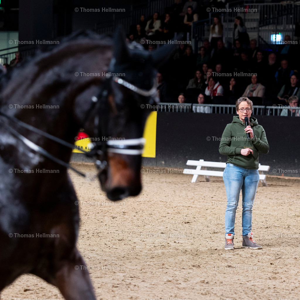 TH_Isabell Werth_ Lehrstunde_27231 | EQUITANA 2025 am 11.03.25 in Essen