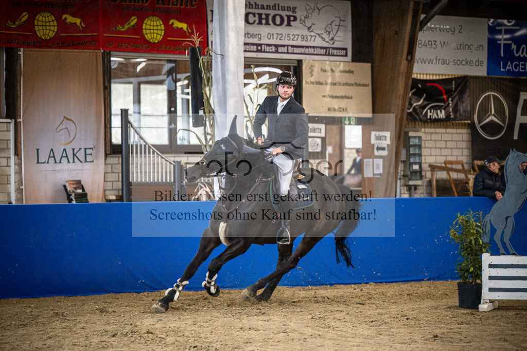 DOS_2612 | Entdecke hochwertige Reitturnierfotos von Foto Oger. Professionell, emotional und authentisch – jetzt Lieblingsmomente im Shop bestellen.Deutschlandweite Turnierfotografie. - Realisiert mit Pictrs.com
