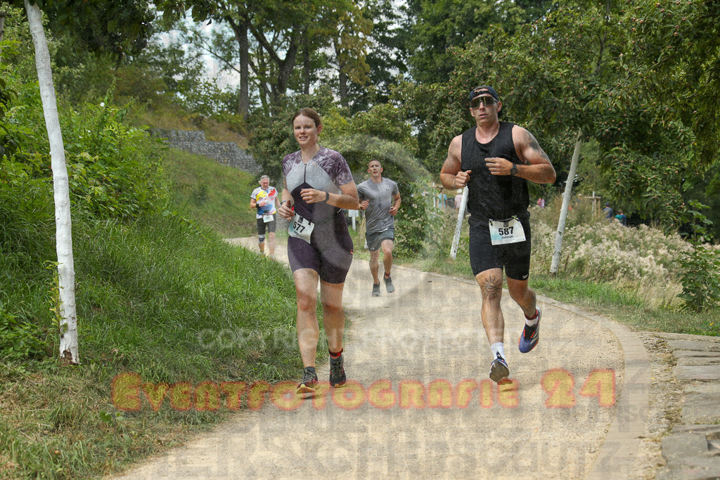 250824_1415_EX1_5552 | Sportfotografie im Rhein-Sieg Kreis, Köln, Bonn, NRW, Rheinland Pfalz, Hessen, etc. Unser Tätigkeitsfeld umfasst den Laufsport vom Volkslauf über den Marathon, Duathlon, Triathon bis zum Ultralauf wie Kölnpfad Ultra oder Schindertrail.