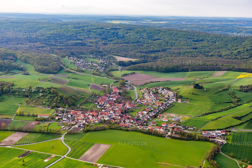 Luftbild: Ortsteil Prüßberg in Michelau im Steigerwald im Bundesland Bayern in Deutschland. Foto: IMG_087785.jpg vom 05.05.2016 durch Werner Riehm/FLY-FOTO.de
