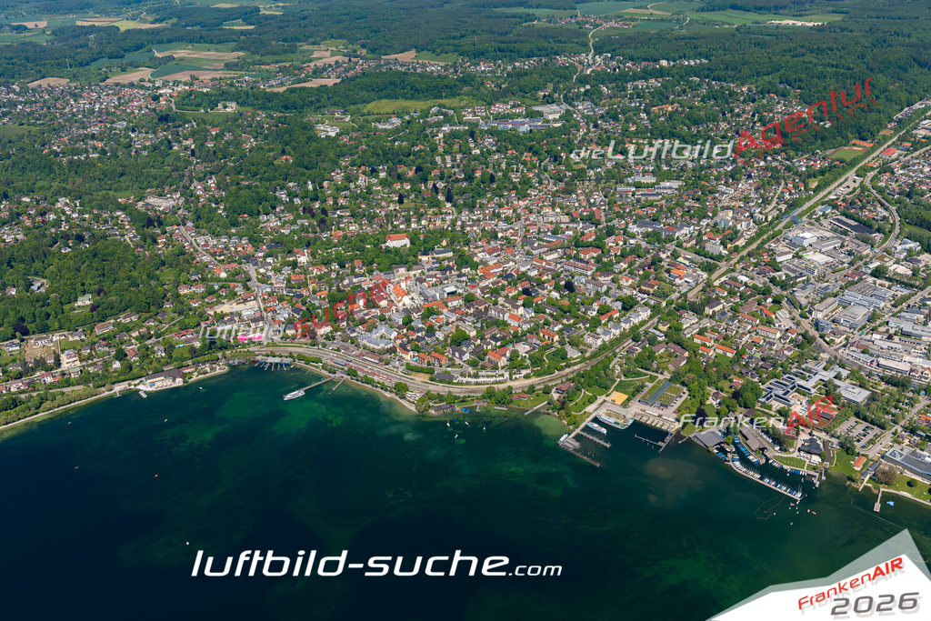 Aktuelles Luftbild von  Starnberg - Die Luftaufnahme wurde 2021 mittels UL-Flugzeug erstellt ( keine Drohne ) - hochauflösende Kamera-Systeme von  Canon -Beste Qualität - Für grossformatige Ausdrucke geeignet. Die Geschenkidee !