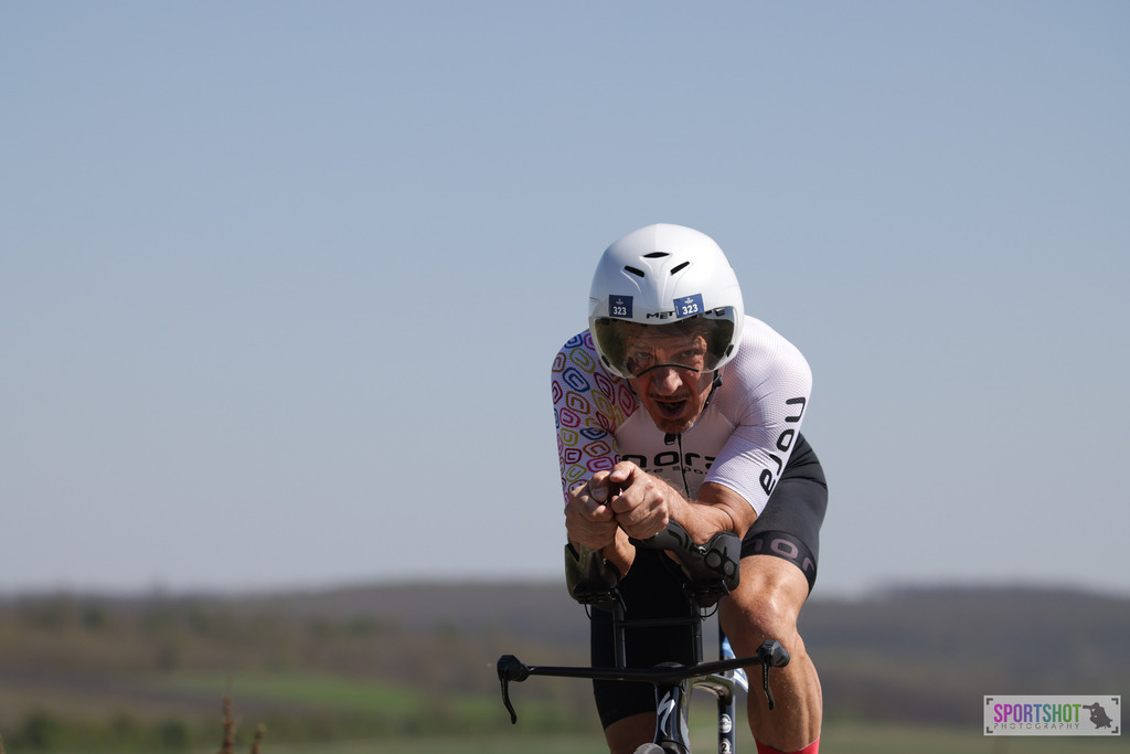 368A3027 | Neusiedlersee Radmarathon 2026@sportshot_your_pictrs #yourpictures#roadtowm2029 #nrm #neusiedlerseeradmarathon #neusiedlersee #neusiedlerseetourismus #burgenland #mörbisch #nrm26 #burgenlandtourismus #voglundco #poweredbyburgenlandtourismus #radsport #rad #marathon #ucigranfondo #visitburgenland #ucigranfondoworldseries