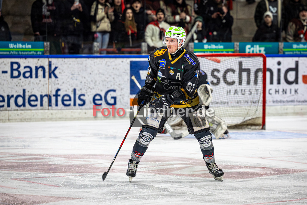 Peißenberg MINERS gegen EHC Königsbrunn LÖWEN | Eishockey Bayernliga 2025/26 Viertelfinale Spiel 4, Peißenberg MINERS gegen EHC Königsbrunn LÖWEN, 20260215,Maximilian MALZATZKI (MINERS 67) in Aktion,2026-02-15 in Peißenberg (flatbuy Arena Peißenberg), Maximilian MALZATZKI (MINERS 67)Copyright: WolfgangxLindner www.foto-lindner.de