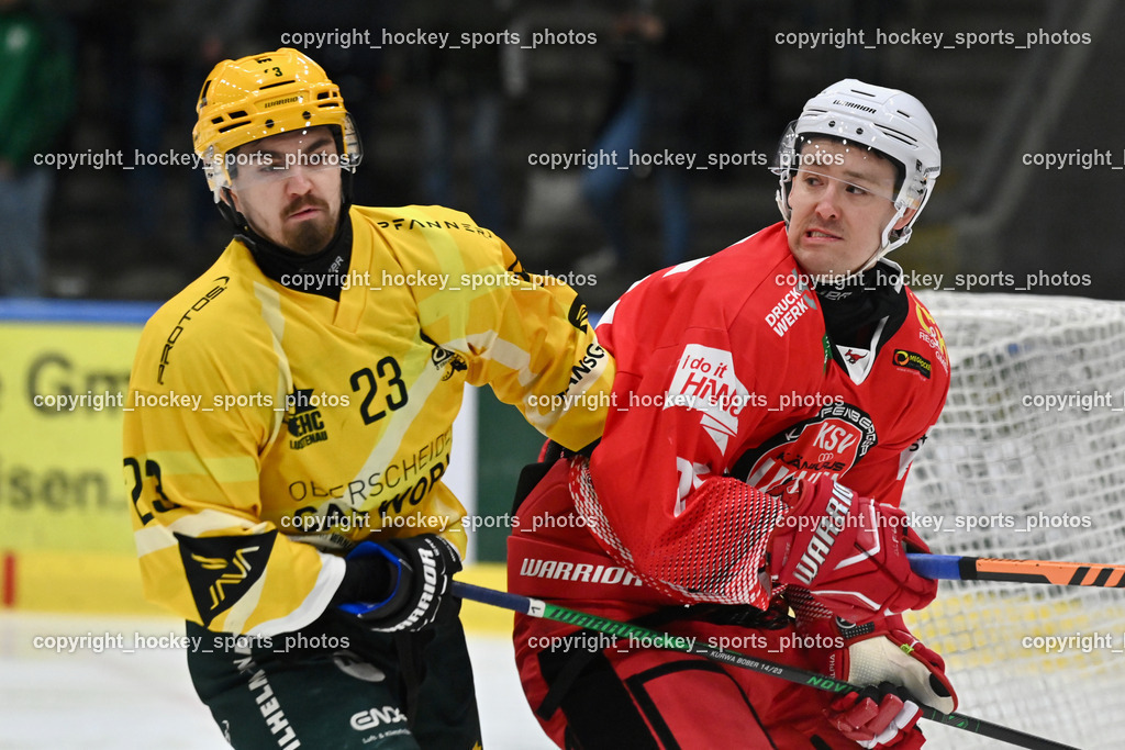 KSV KÄNGURUS vs. EHC Lustenau | #23 Kandemir Adem EHC Lustenau, #25 Hoppl Florian KSV, KSV KÄNGURUS vs. EHC Lustenau, KSV KÄNGURUS vs. EHC Lustenau am 14.03.2026 in Kapfenberg (Sportzentrum Kapfenberg), Austria, (Photo by Bernd Stefan)