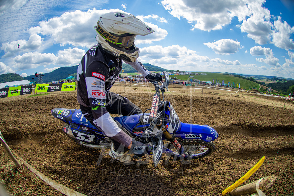 MX1 (376) | Paeschuphoto Shop - Wer nicht sucht der auch nicht findet.Ob Motocrossbilder oder von einem besuchtem Spiel, Hauptsache Action. - Realisiert mit Pictrs.com