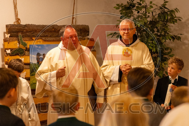 MAE-pic_170 | Der online Fotoshop des Inzeller Fotografen MAE - Marc Anton Eicher. Hier können Sie ihre Fotos und Stockfotos online bestellen als Download oder als Ausdruck, der ihnen bequem nach Hause geschickt wird.
Ihr Marc Anton Eicher - der Inzeller Fotograf - Realisiert mit Pictrs.com