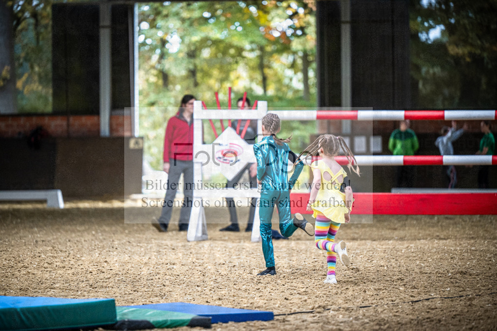 DOS_0501 | Entdecke hochwertige Reitturnierfotos von Foto Oger. Professionell, emotional und authentisch – jetzt Lieblingsmomente im Shop bestellen.Deutschlandweite Turnierfotografie. - Realisiert mit Pictrs.com