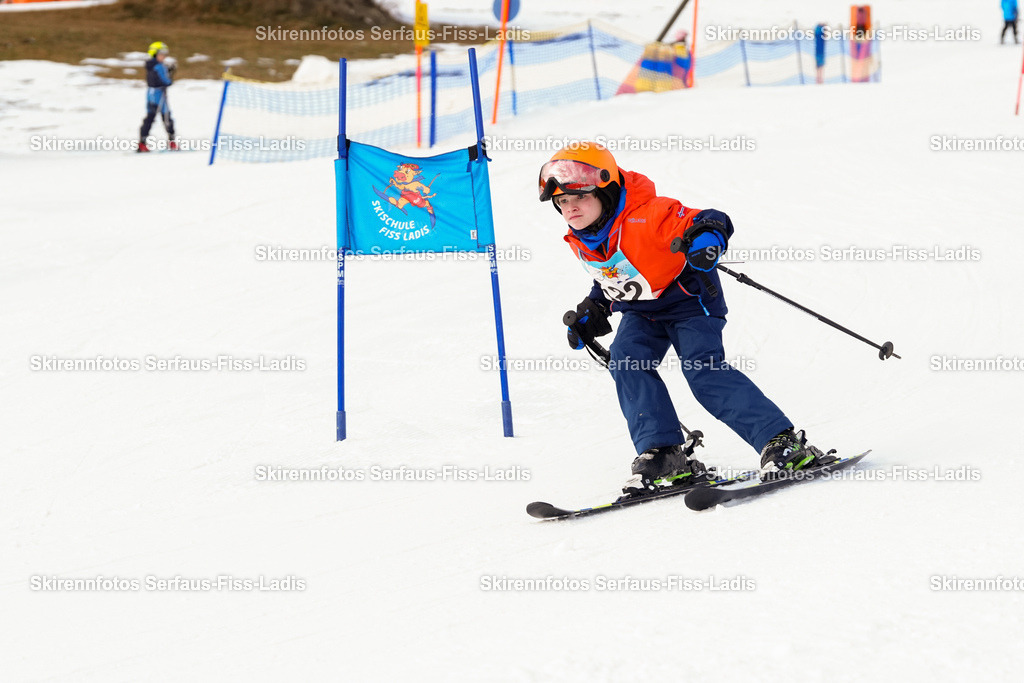 SRF_02.01.2026_1090 | Skirennfotos,Serfaus,Fiss,Ladis,Kinderskirennen,Winter,Tirol,Oberland,skirace,SFL,feelfree,weil wir's genießen,ski,Ski,skifahren,Sonnenplateau, - Realisiert mit Pictrs.com