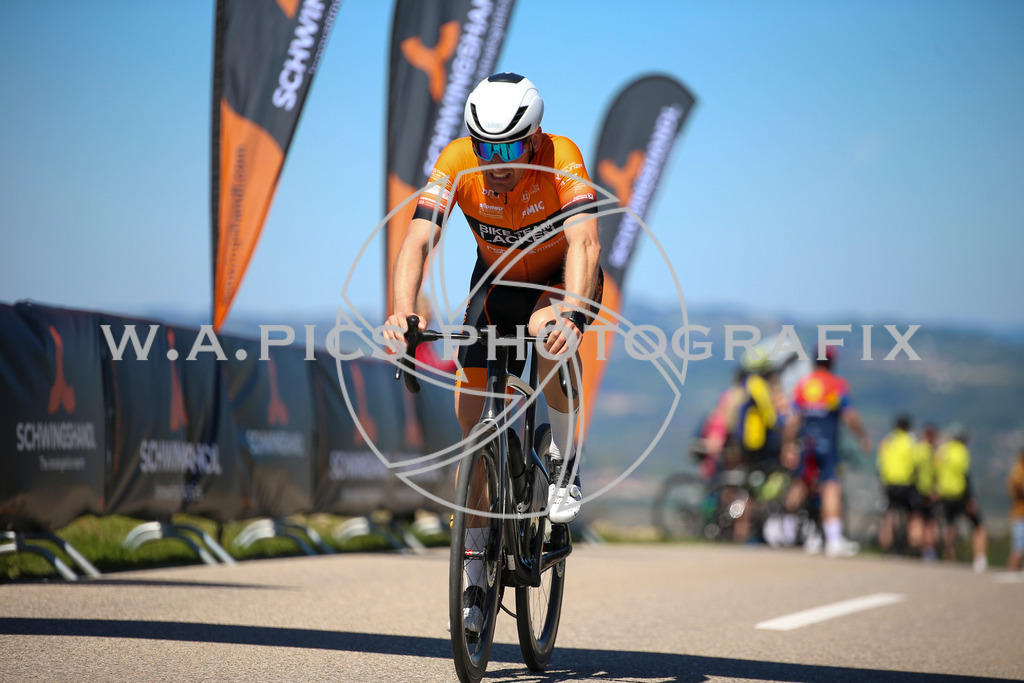 ..... | Wels, 23.04.2026, Kirschblüten Radrennen 2026 , Image shows: Photo: Wapics / Willdoner Andreas