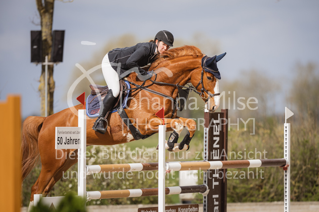 230426_HofSosath_2Ph-L-Spr-823 | Deine schönsten Turniermomente als professionelle Fotos! Entdecke hochwertige Pferdesport-Fotografie im Online-Shop. Jetzt Fotos finden & bestellen!