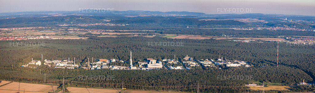 Luftbild: Panorama des KIT Nord aus Westen ehemaliges Kernforschungszentrum Karlsruhe) im Ortsteil Leopoldshafen in Eggenstein-Leopoldshafen im Bundesland Baden-Württemberg in Deutschland. Foto: IMG_59717-Bearbeitet.jpg vom 04.09.2013 durch Werner Riehm/FLY-FOTO.deAuflösung des Originals: 9852 x 2916 px