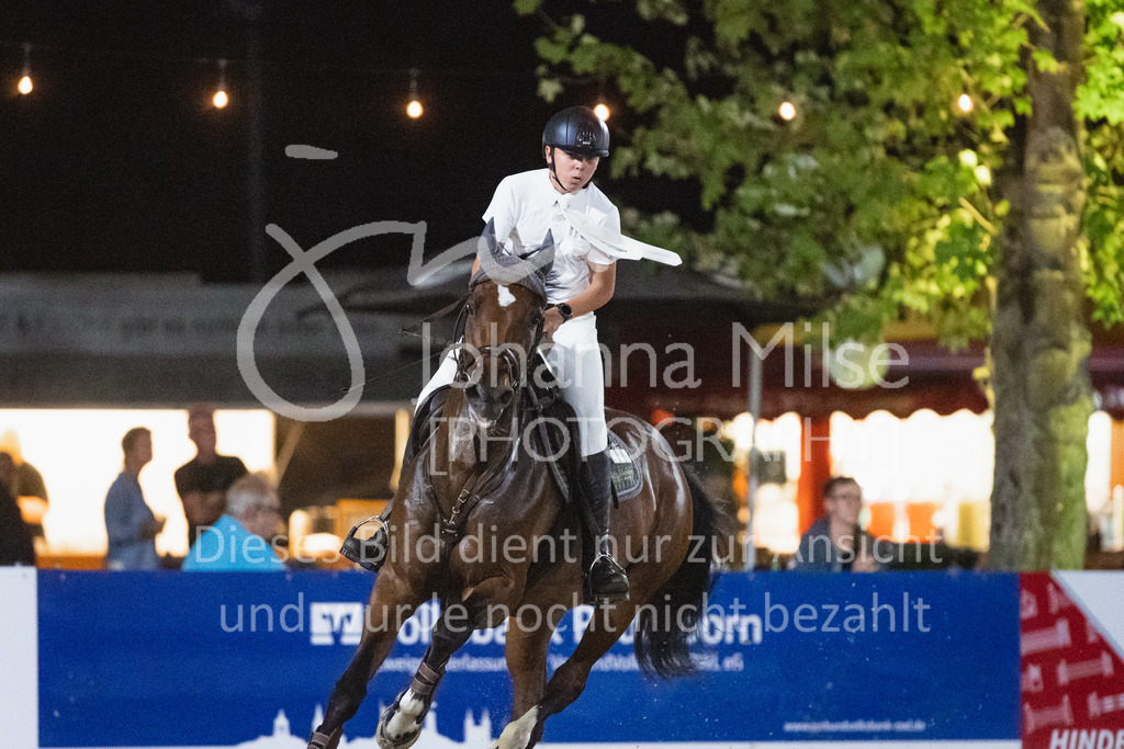 220825_Delbrueck_A1-Mannschaft-462 | Deine schönsten Turniermomente als professionelle Fotos! Entdecke hochwertige Pferdesport-Fotografie im Online-Shop. Jetzt Fotos finden & bestellen!