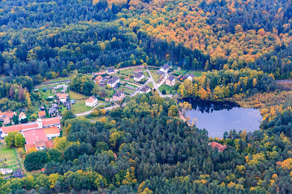 Aerial view: Rue du Château d'Eau Neunhoffe in Dambach in the state Bas-Rhin, France.Photo: IMG_084667.jpg taken on 10/23/2015 by Werner Riehm/FLY-FOTO.comResolution of the original: 5472 x 3648 px