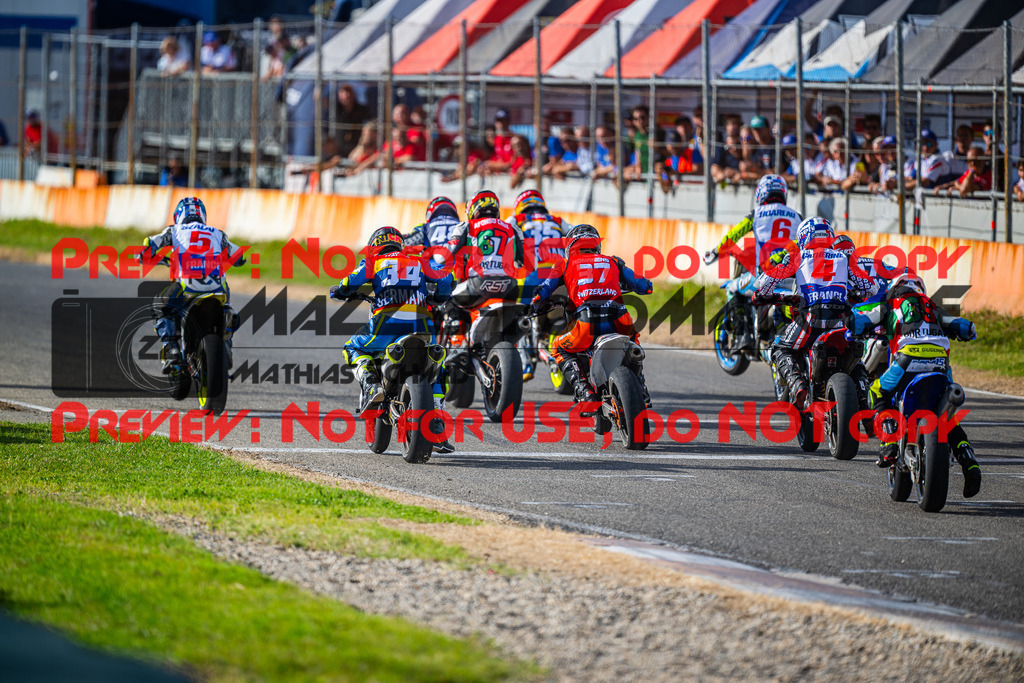 MaZZes_FotoMatrix_231015_9307 | S2