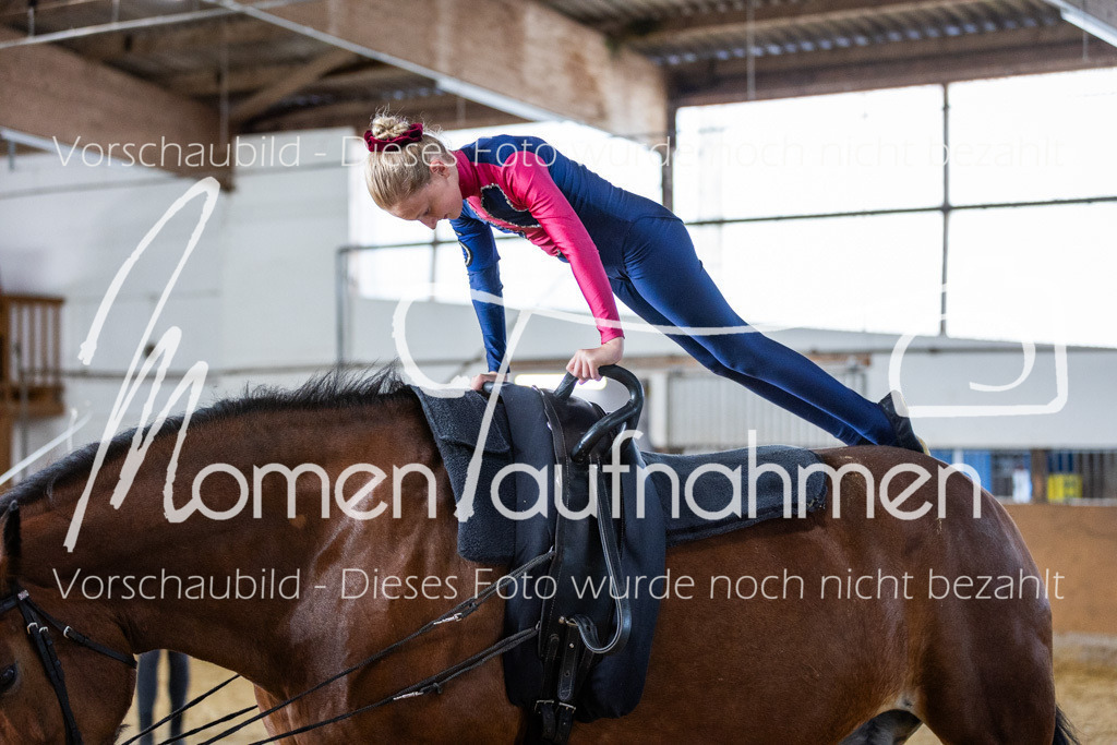 SS-Maxi-109 | MomenTaufnahmen Pferdesportfotos