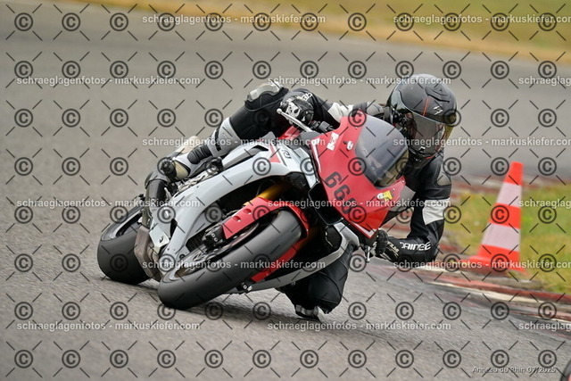 25bt05-0328 | markuskiefer.com - Realisiert mit Pictrs.com