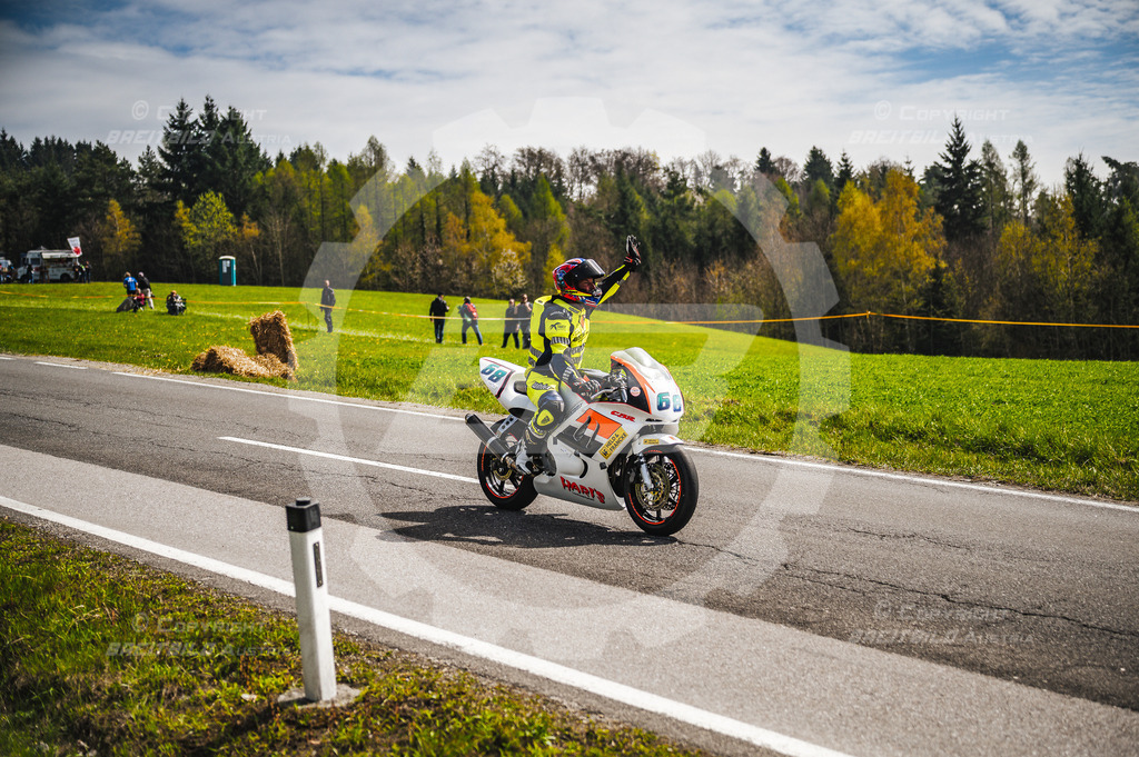 0547 - Bergrennen Landshaag2026 | BREITBILD Austria Webshop

Finde Fotos von: Breitbild, Breitbild Austria, Landshaag, Europeanbikers, KTM, BMW, Bergrennen, Bikeporn, Carporn, Bikes, Cars, Fotografie, Oberösterreich, Österreich, Berufsfotograf, Motorradteile Ganster, Julbach, Pannoniari - Realisiert mit Pictrs.com