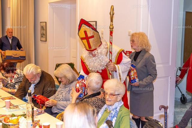 Der Nikolaus beim Seniorenbund | Bildershop von pixelworld.at - Realisiert mit Pictrs.com